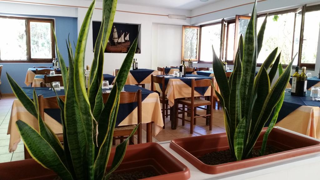 Cala Blanca Villaggio Alberghiero 마리나디카메로타 외부 사진