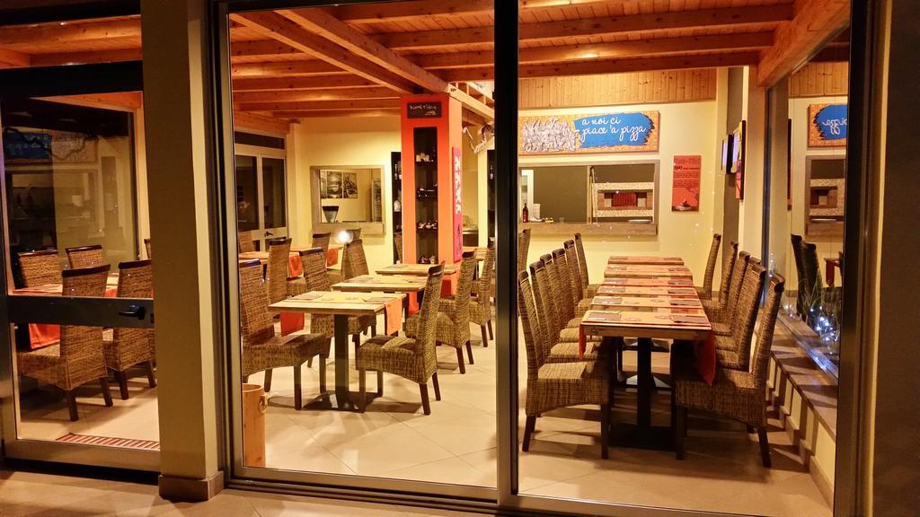 Cala Blanca Villaggio Alberghiero 마리나디카메로타 외부 사진