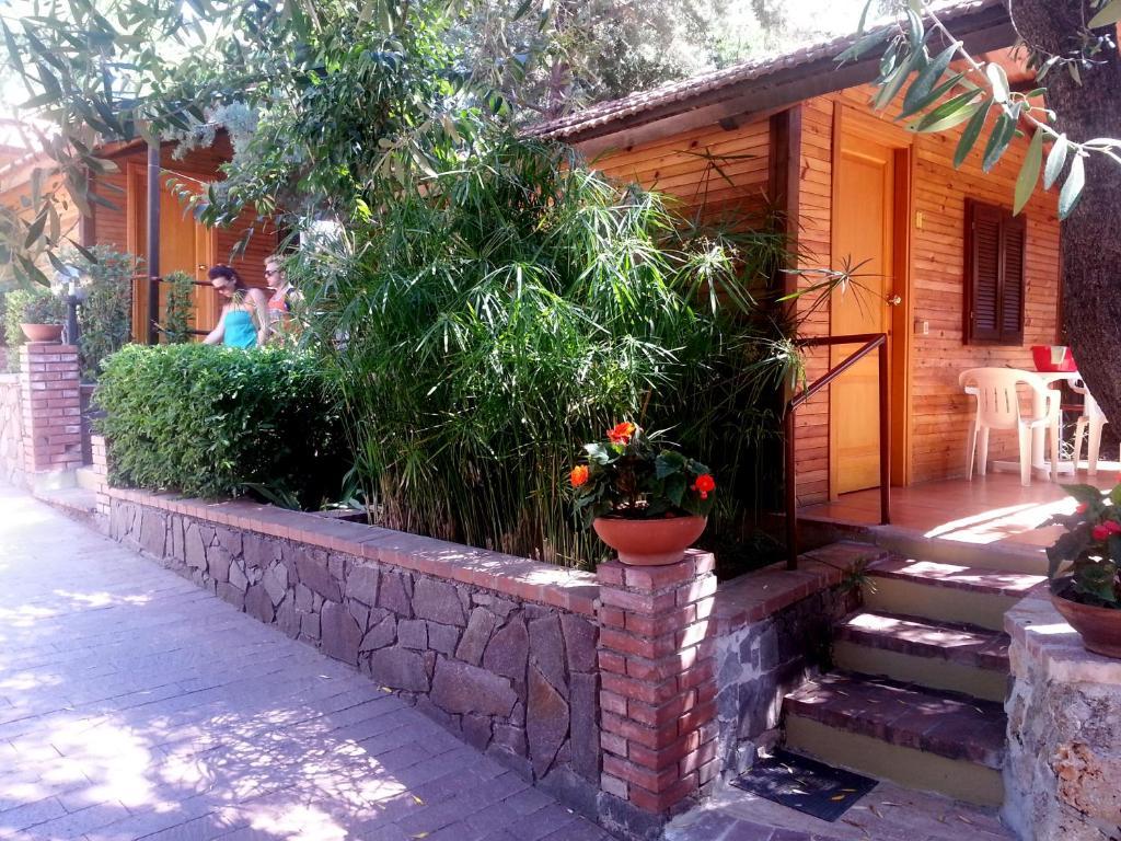 Cala Blanca Villaggio Alberghiero 마리나디카메로타 외부 사진
