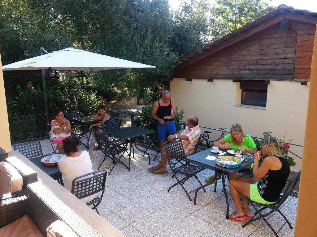 Cala Blanca Villaggio Alberghiero 마리나디카메로타 외부 사진