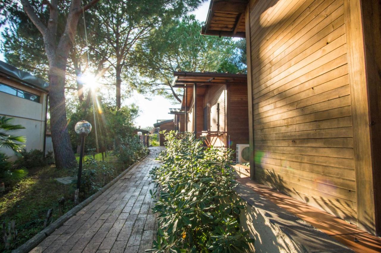 Cala Blanca Villaggio Alberghiero 마리나디카메로타 외부 사진